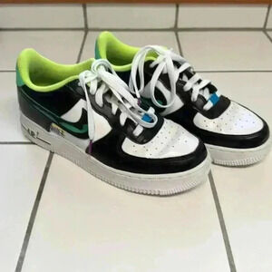 Nike Air Force 1 Lv8 Graffiti Size 7Y